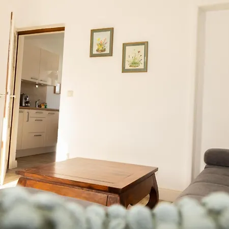 Apartment Ruasers Ruah *
